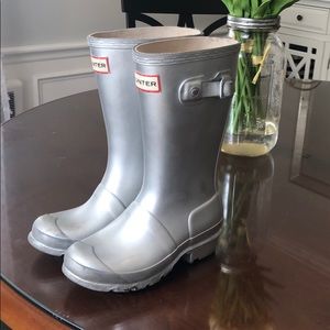 Girls hunter boots